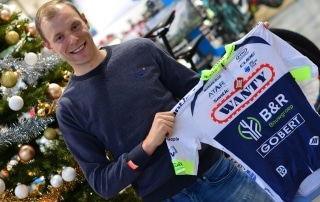 Xandro Meurisse dévoile le maillot 2019 de notre équipe Wanty-Groupe Gobert