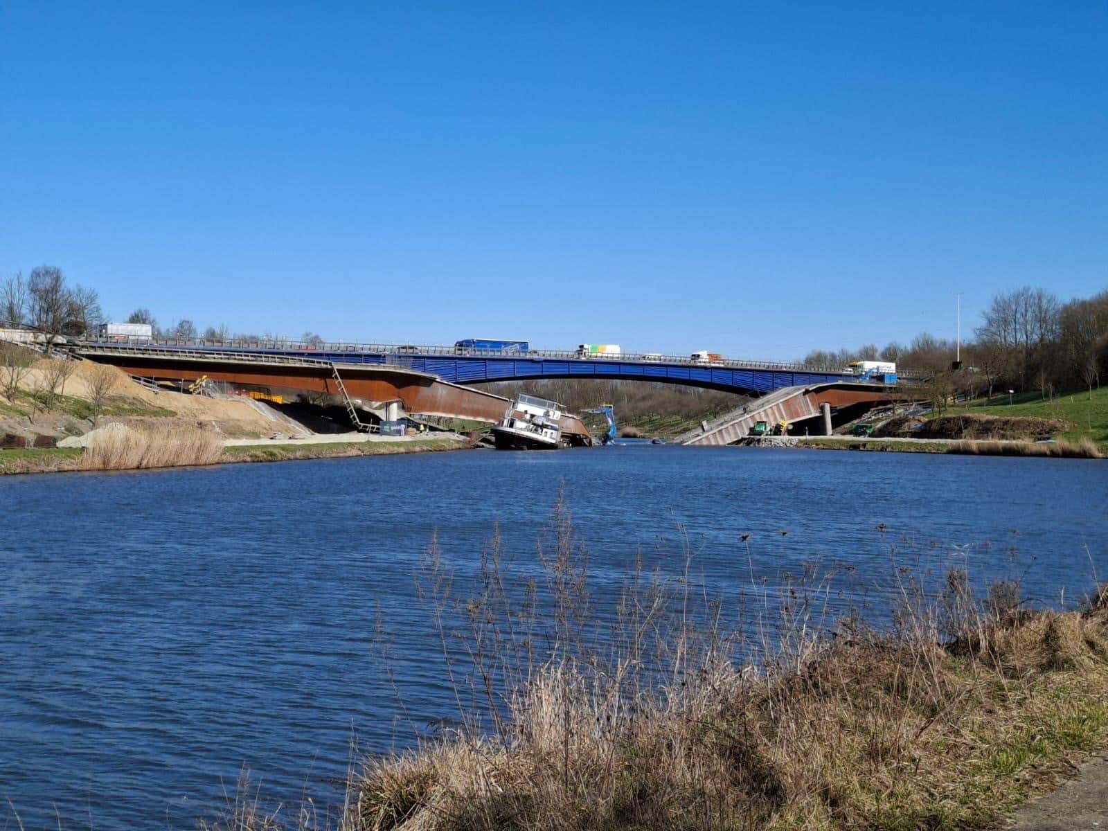 Communiqué de Presse – Accident sur le chantier de démolition du pont (E42)